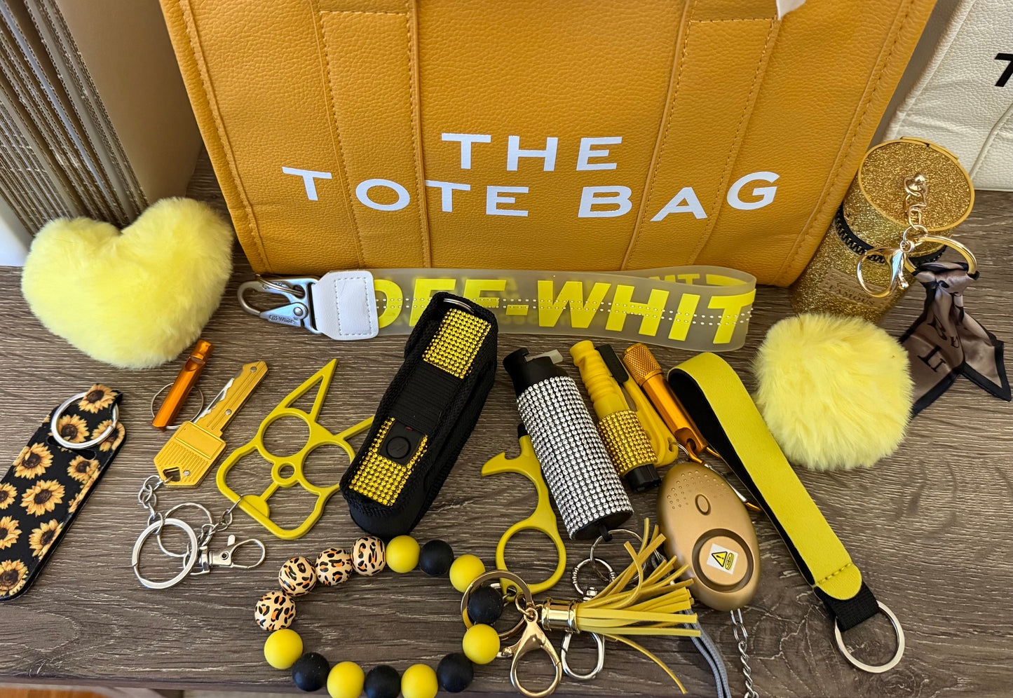 Mega safety keychain set with medium tote bag